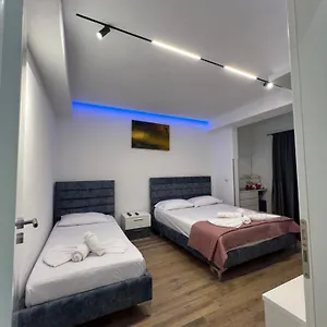  Appartamento Lovely One-bedroom With Bbq-grill! Albania